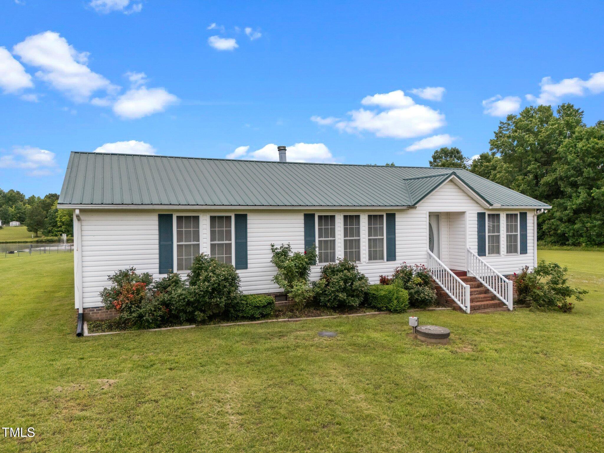 1993 Lucy Garrett Road