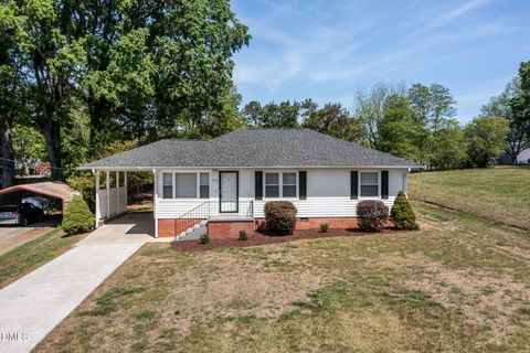 Photo of 1723 Power Line Road, Elon, NC 27244 (MLS # 10160165)