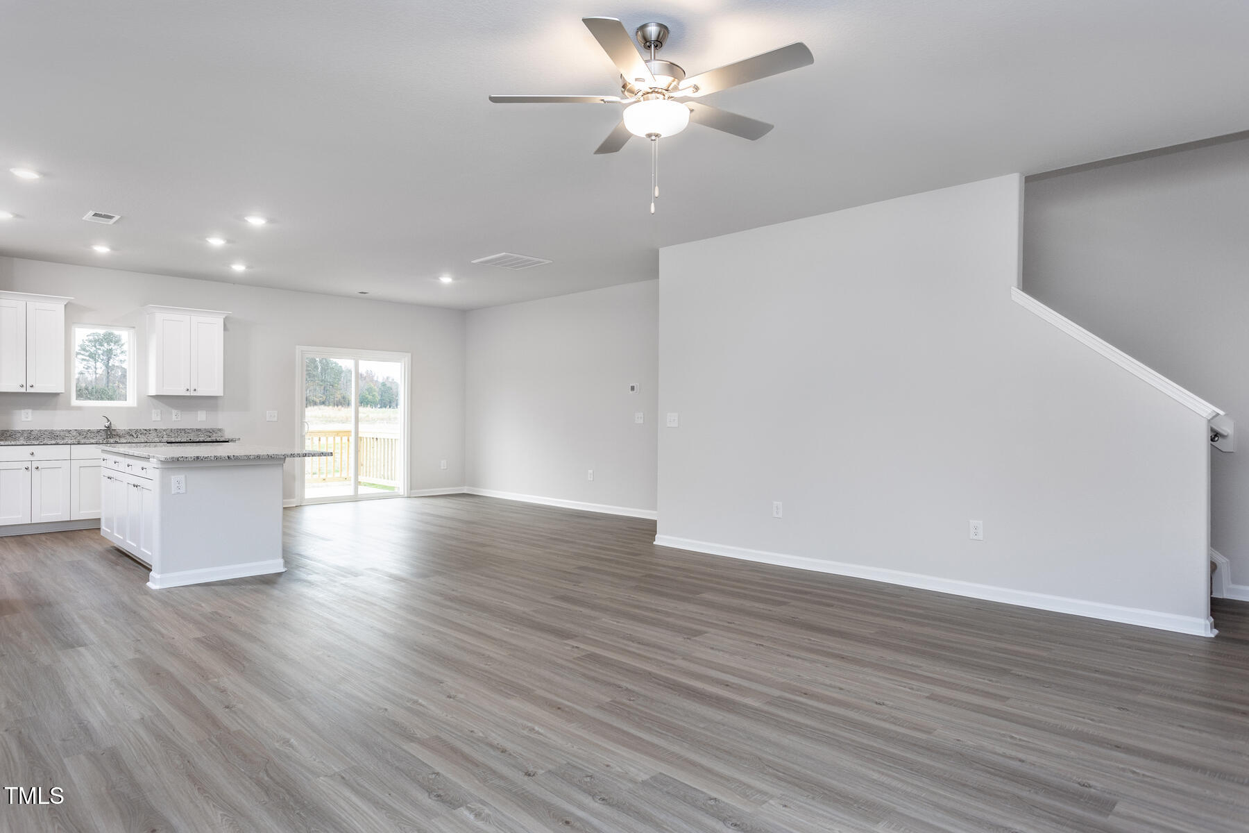 11450 International Drive