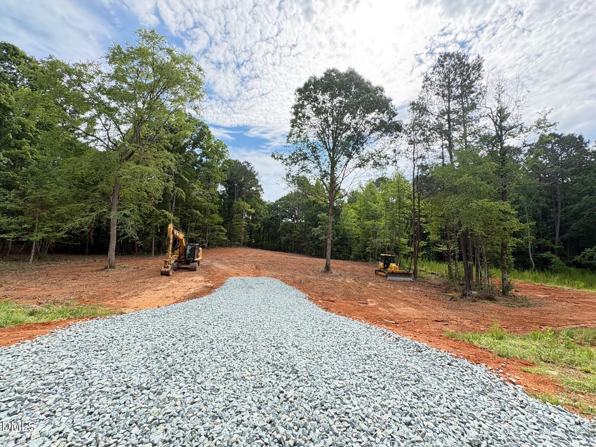 375 Gaines Trail