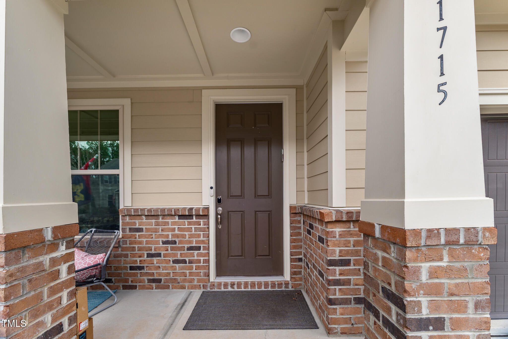 1715 Capstone Drive