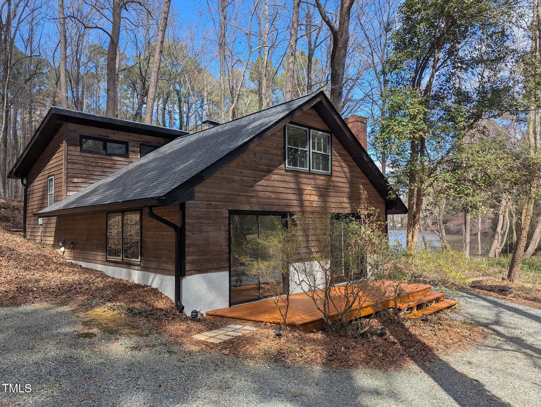1269 Manns Chapel Road