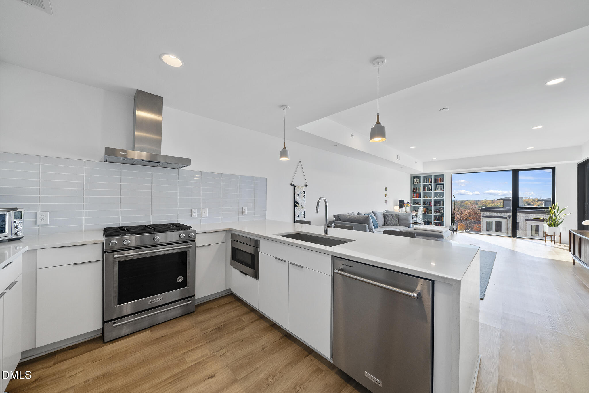 523 S West Street 310