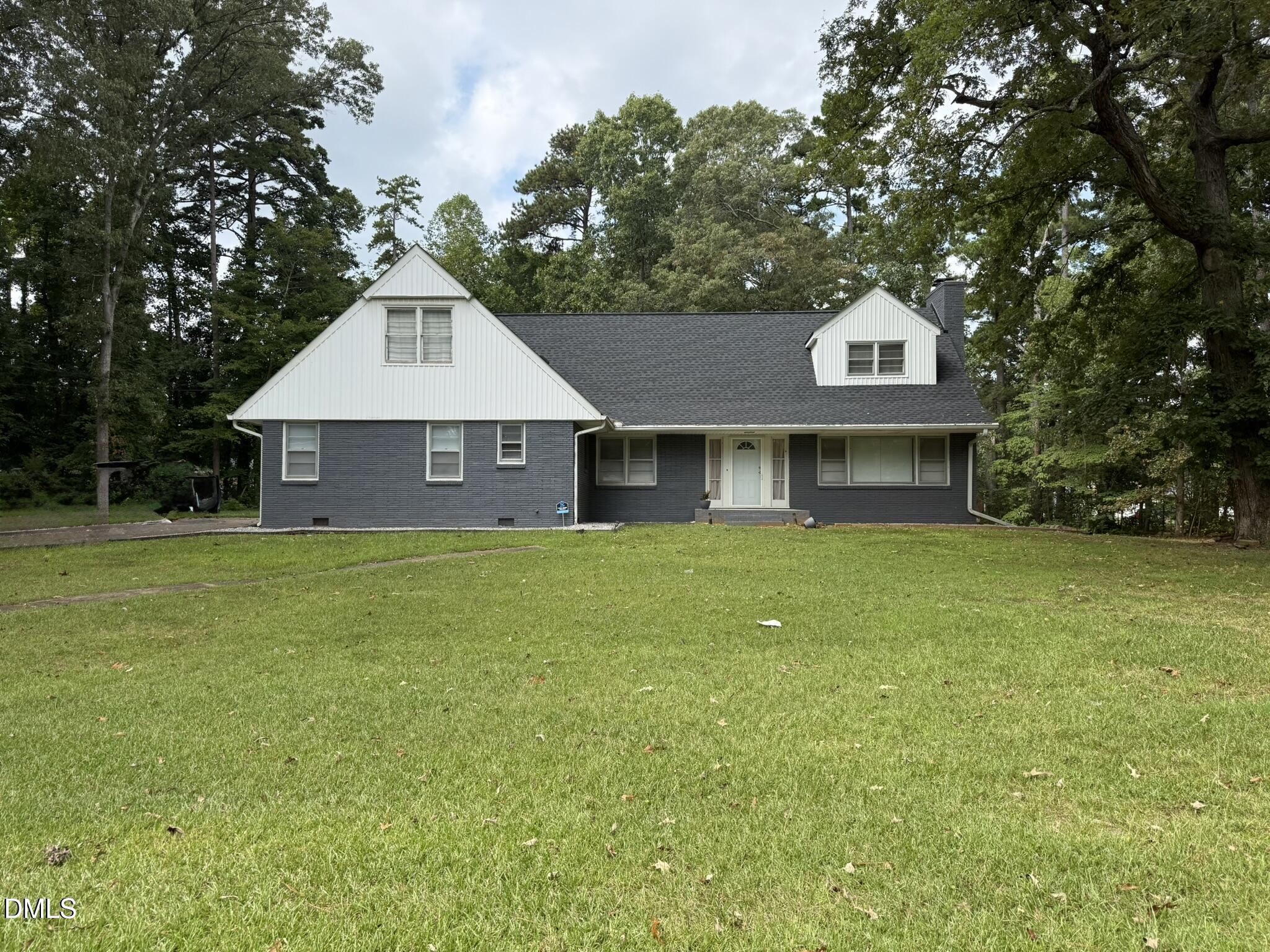 1408 Parker Lane