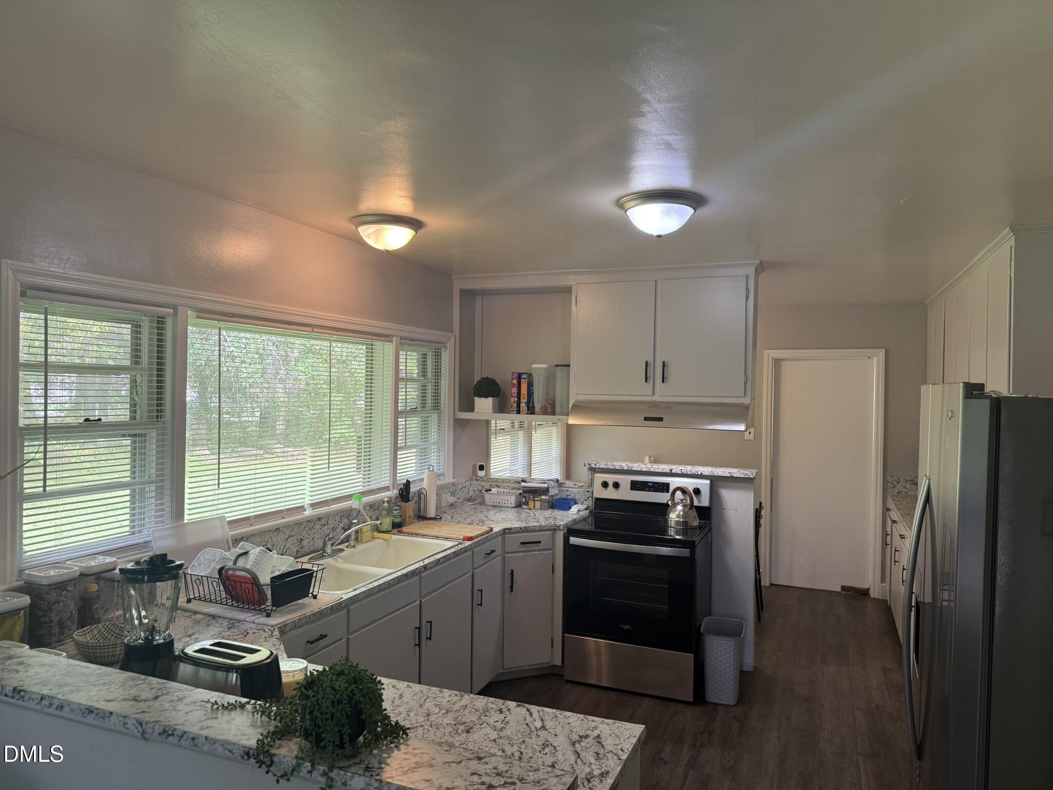 1408 Parker Lane