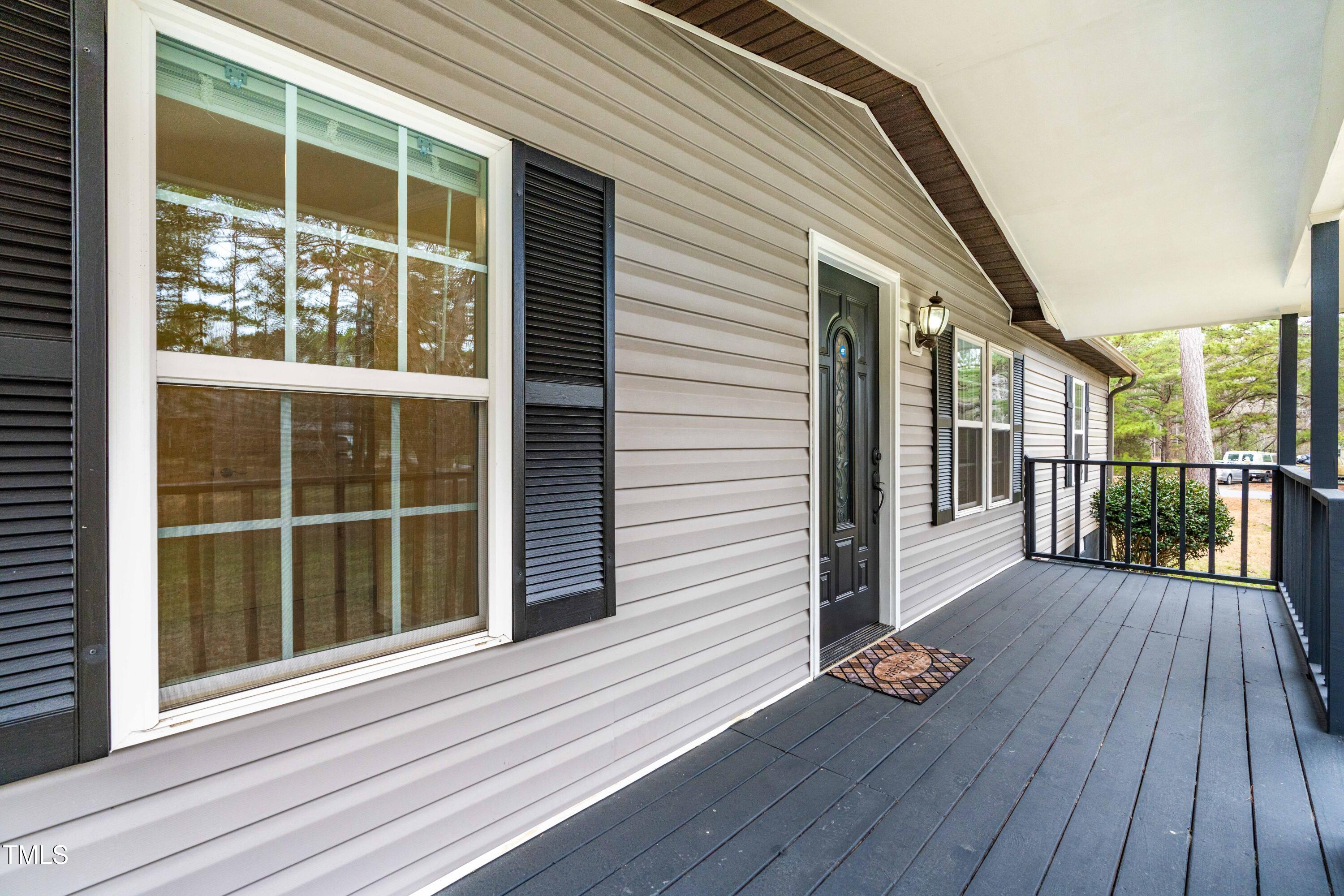 301 Oakwood Court