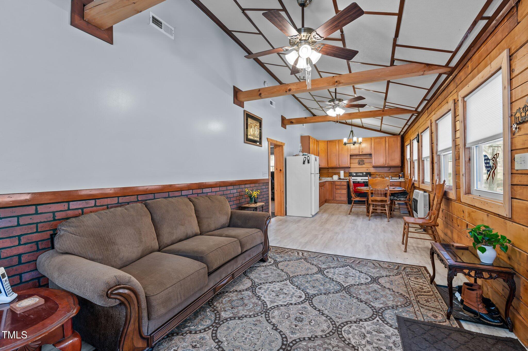 125 Cimarron Drive