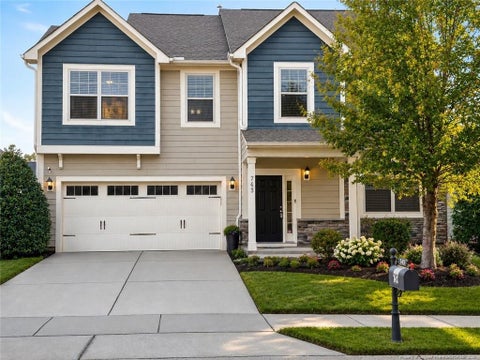 Photo of 743 Shoals Lake Drive, Fuquay Varina, NC 27526 (MLS # LP762738)