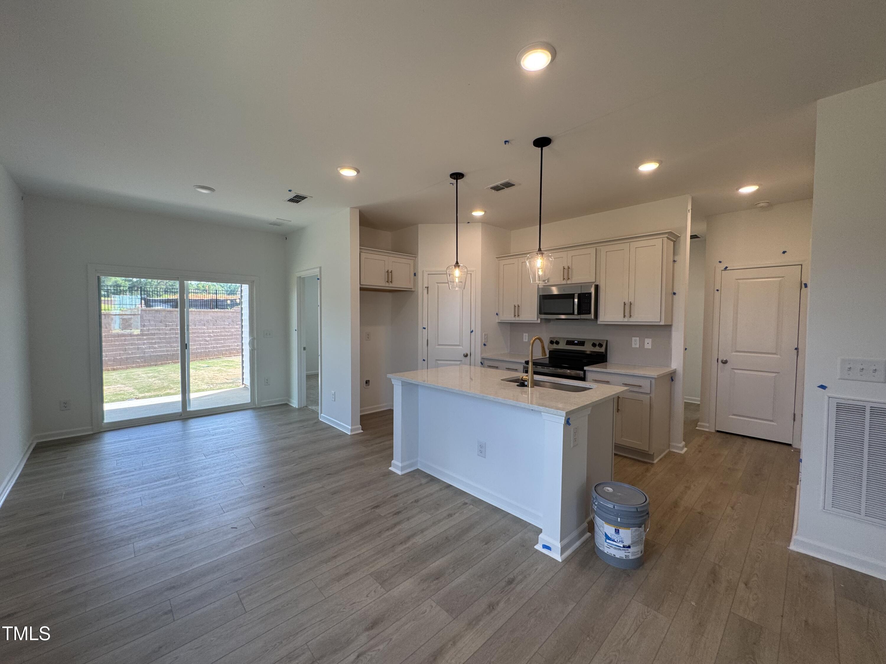 11739 Salers Loop
