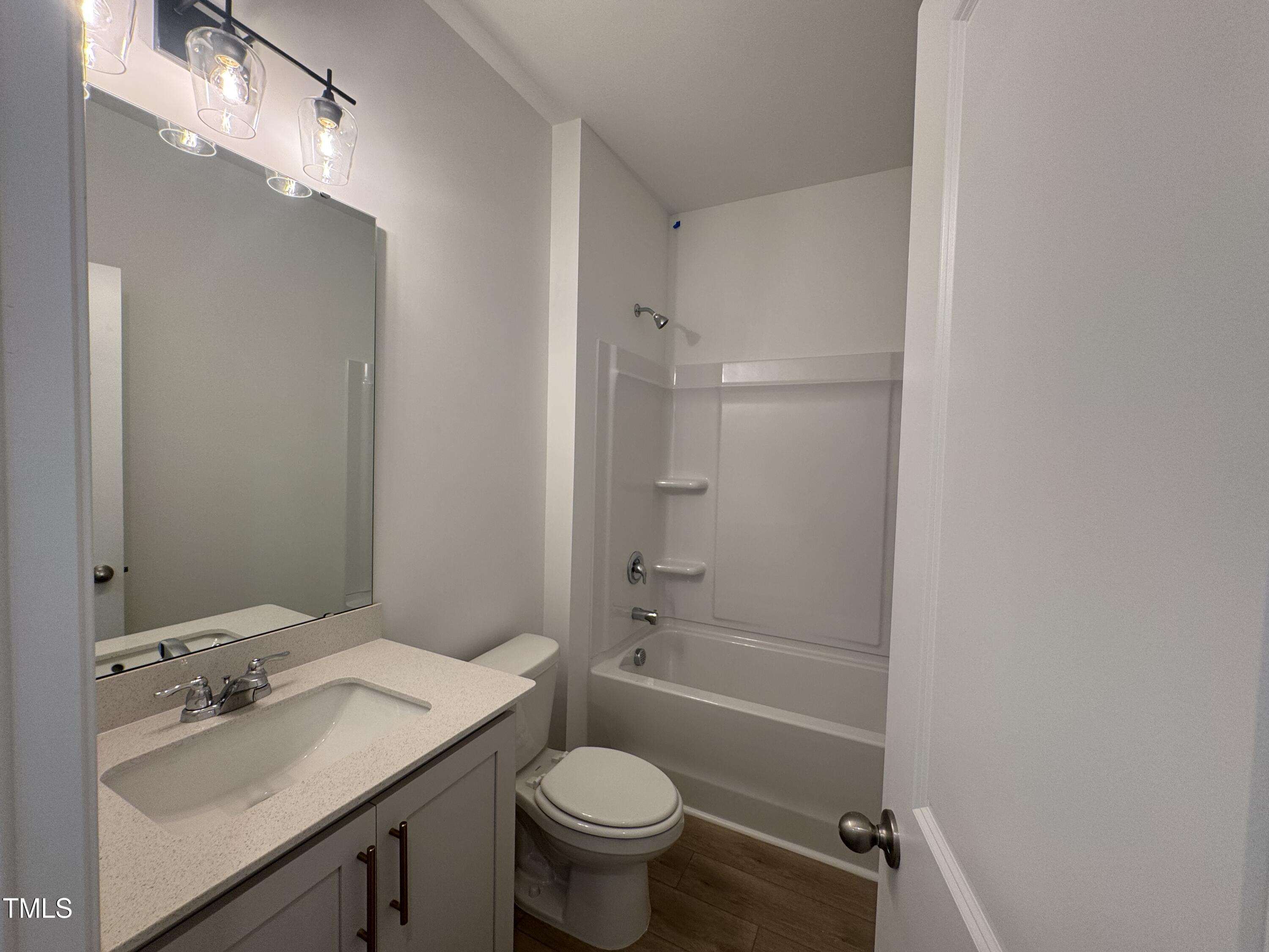 11739 Salers Loop