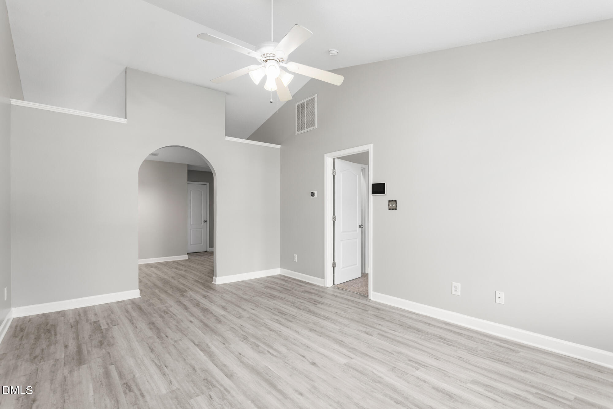 4025 Gloria Ridge