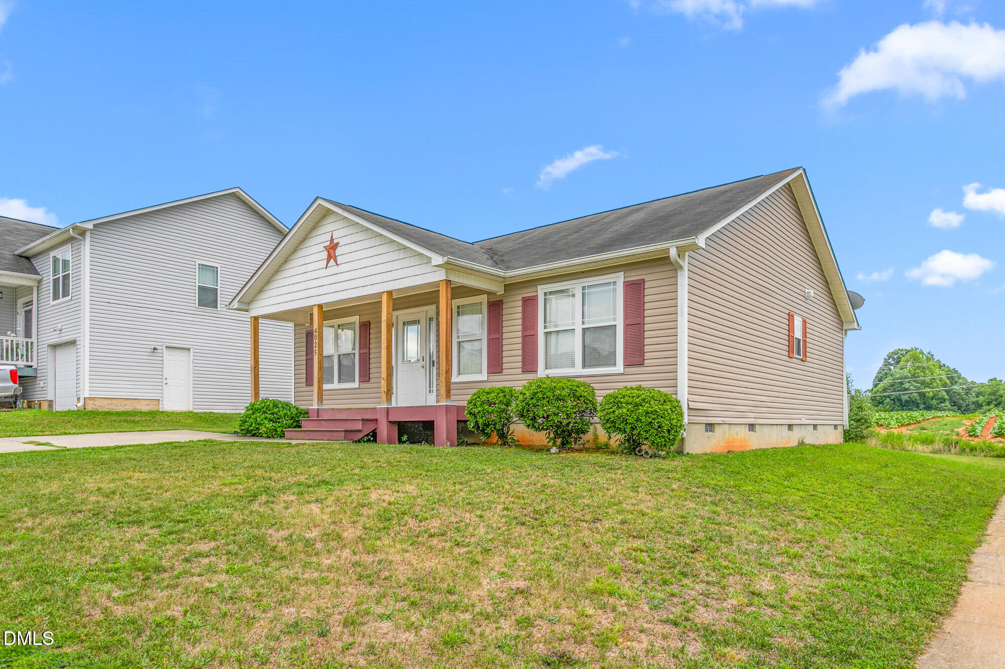 4025 Gloria Ridge