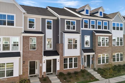 359 Chesapeake Commons Street 113 Garner NC 27529