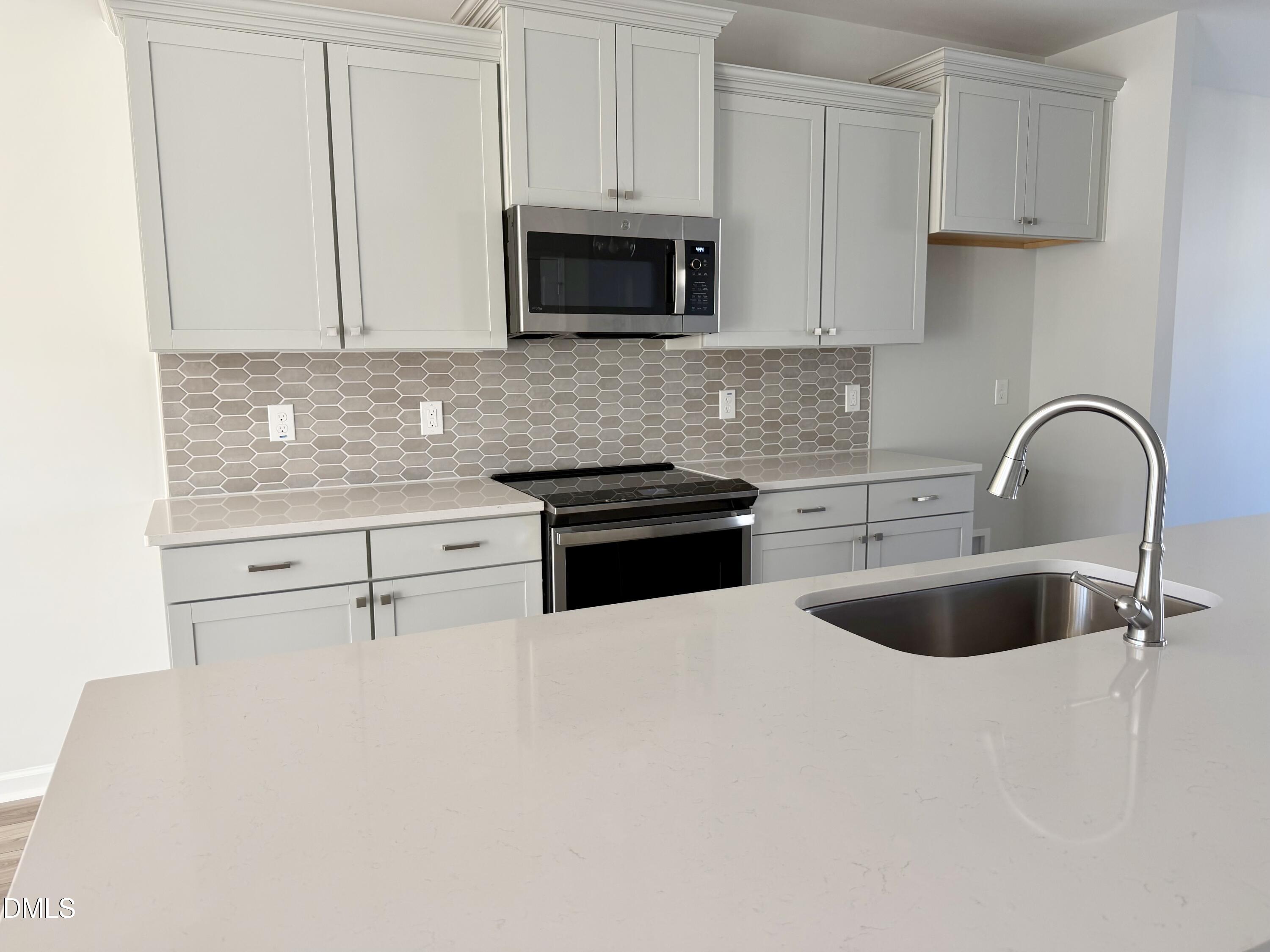 359 Chesapeake Commons Street 113