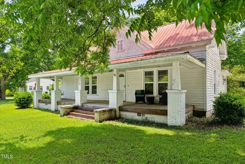 A home in Lillington