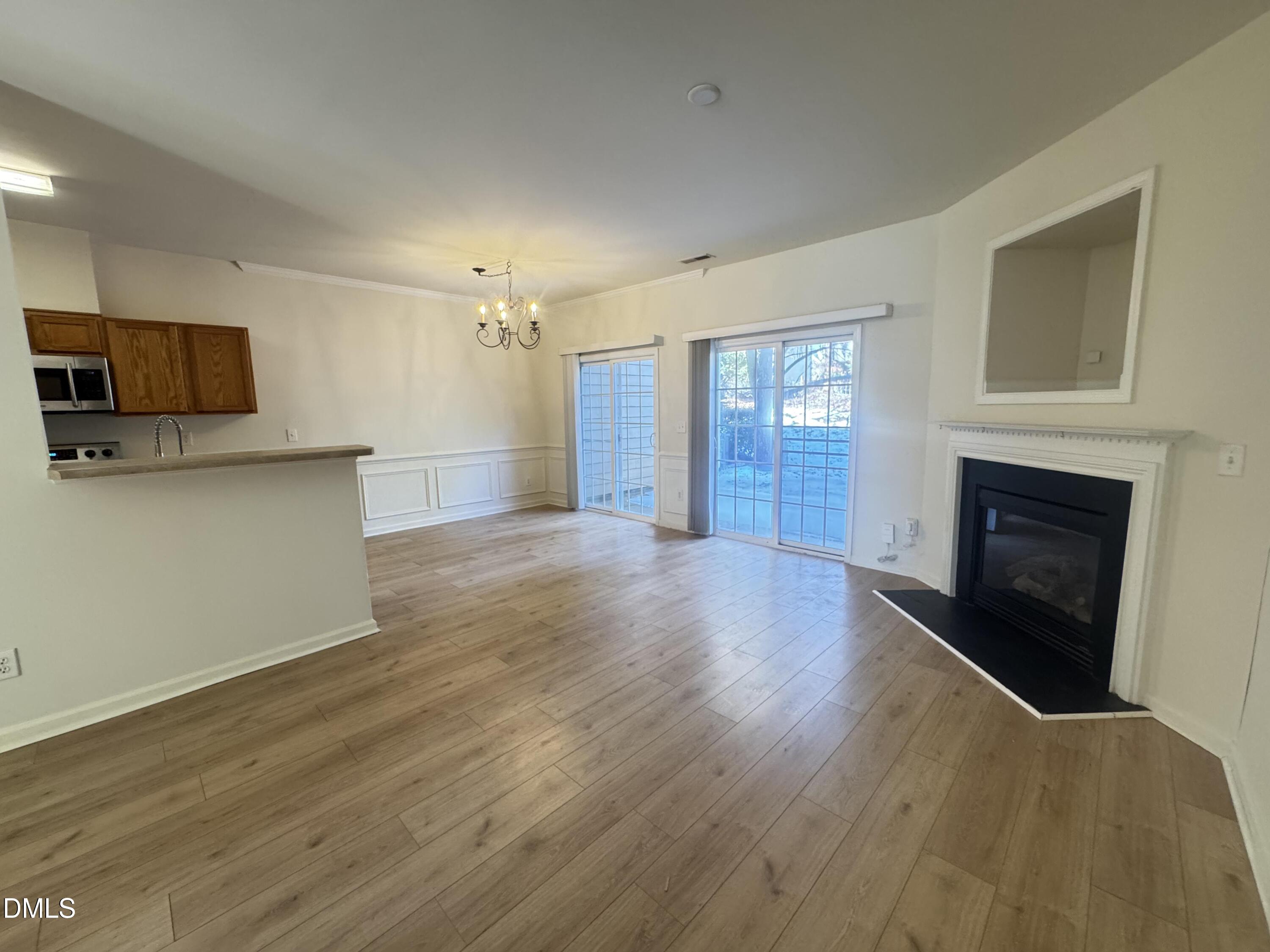 608 Carlton Commons Lane