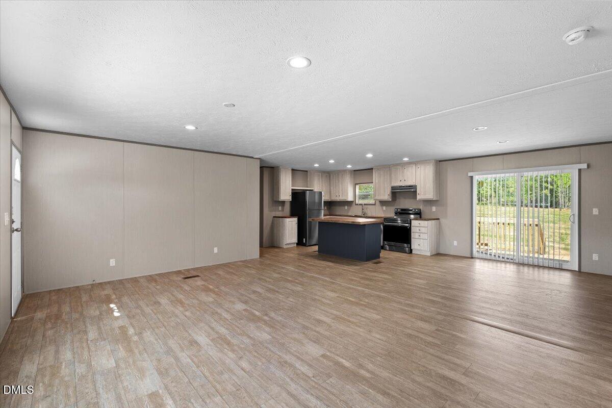 1305 Schloss Road