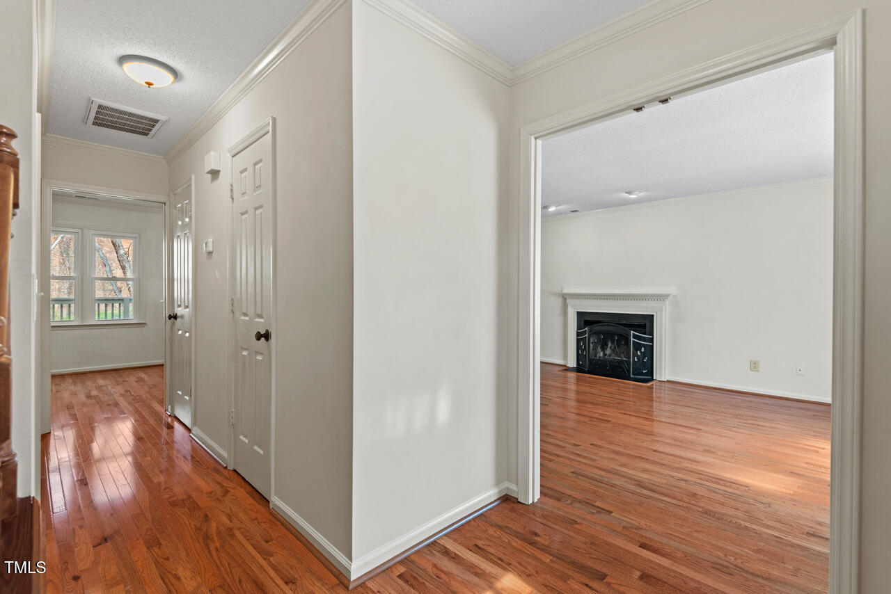 Durham, North Carolina 27705, United States, 2 Bedrooms Bedrooms, ,3 BathroomsBathrooms,Residential,Active,92723