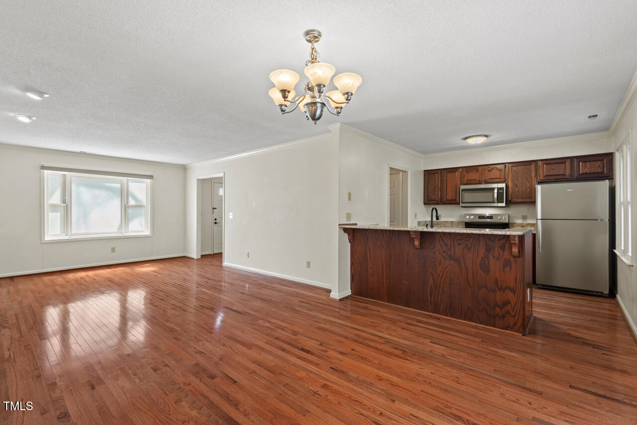 Durham, North Carolina 27705, United States, 2 Bedrooms Bedrooms, ,3 BathroomsBathrooms,Residential,Active,92723