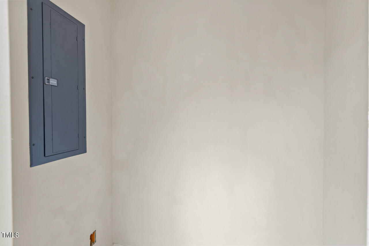 Durham, North Carolina 27705, United States, 2 Bedrooms Bedrooms, ,3 BathroomsBathrooms,Residential,Active,92723