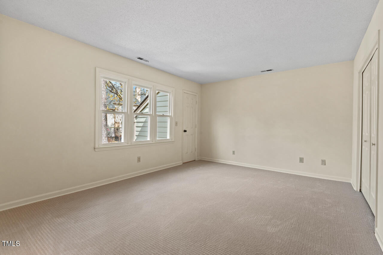 Durham, North Carolina 27705, United States, 2 Bedrooms Bedrooms, ,3 BathroomsBathrooms,Residential,Active,92723