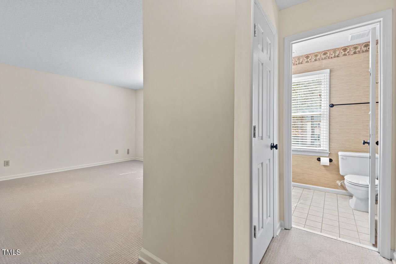 Durham, North Carolina 27705, United States, 2 Bedrooms Bedrooms, ,3 BathroomsBathrooms,Residential,Active,92723