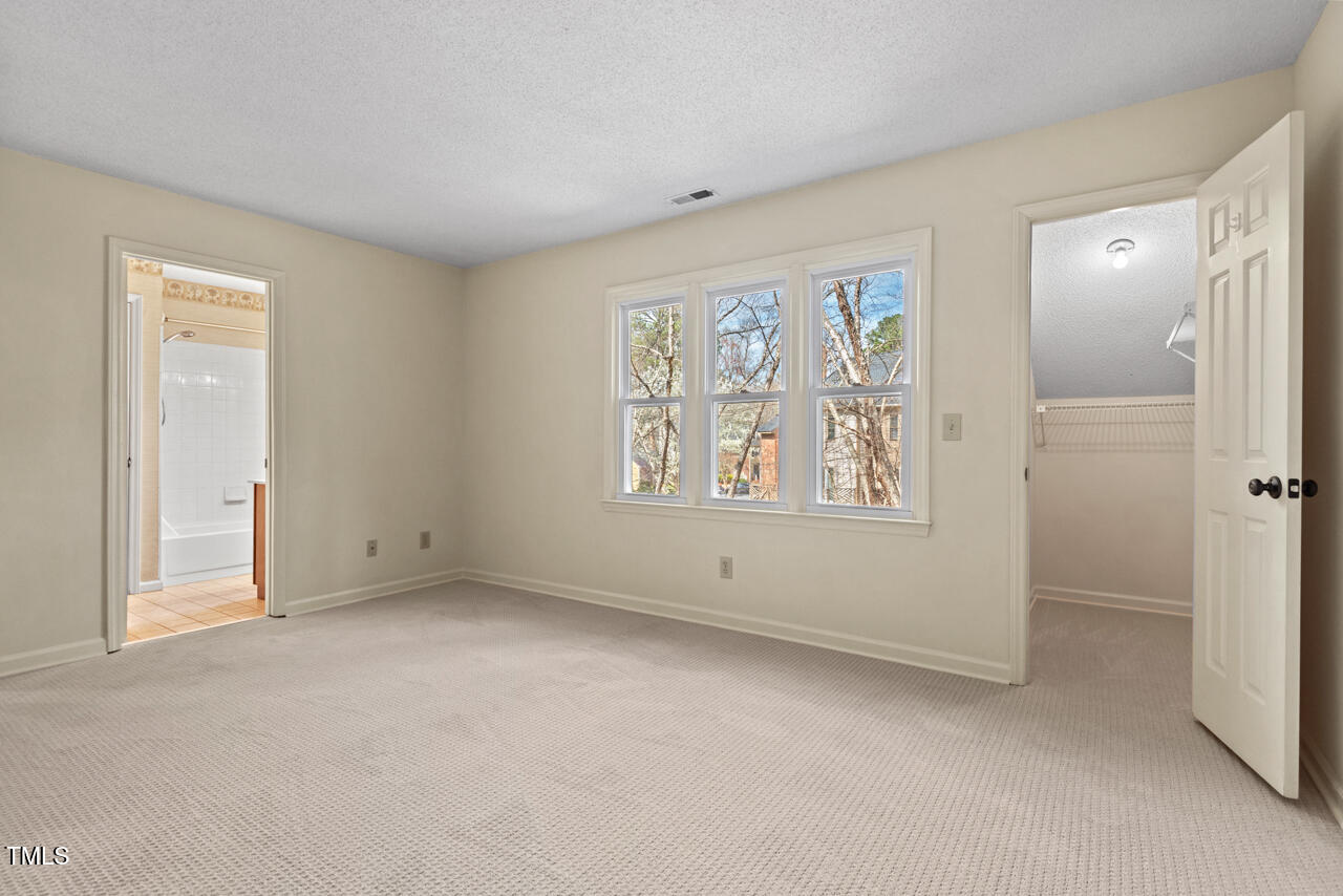 Durham, North Carolina 27705, United States, 2 Bedrooms Bedrooms, ,3 BathroomsBathrooms,Residential,Active,92723