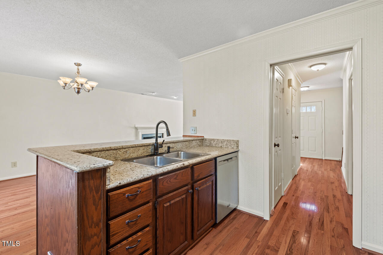 Durham, North Carolina 27705, United States, 2 Bedrooms Bedrooms, ,3 BathroomsBathrooms,Residential,Active,92723