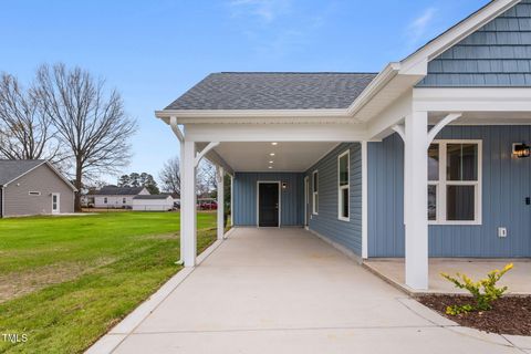 A home in Dunn