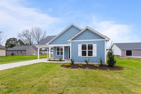 A home in Dunn