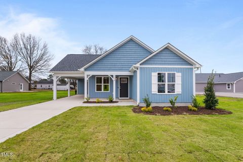 A home in Dunn