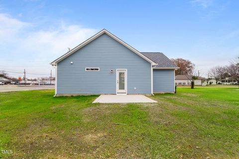 A home in Dunn