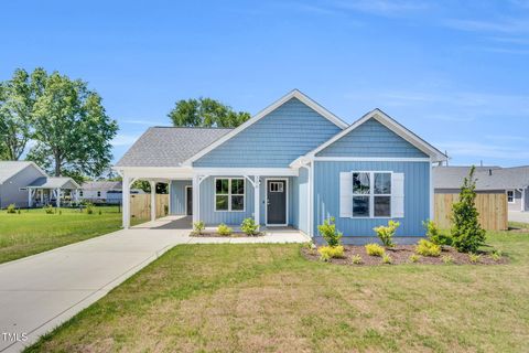 306 E Godwin Street Dunn NC 28334