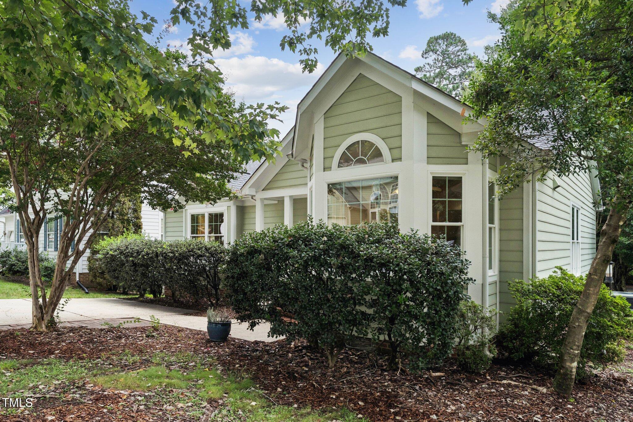 102 Trailview Drive