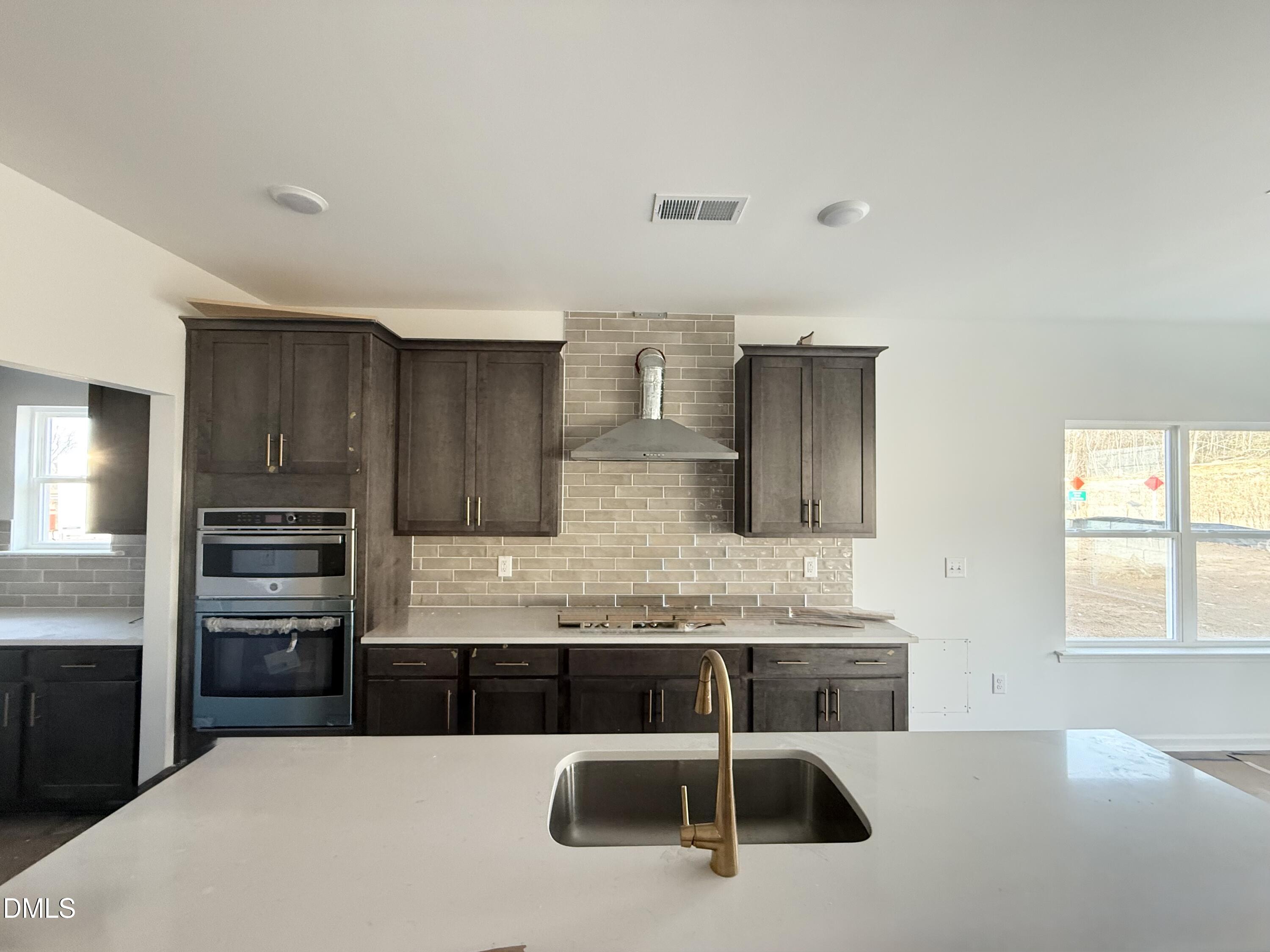 2201 Seraphic Way 404