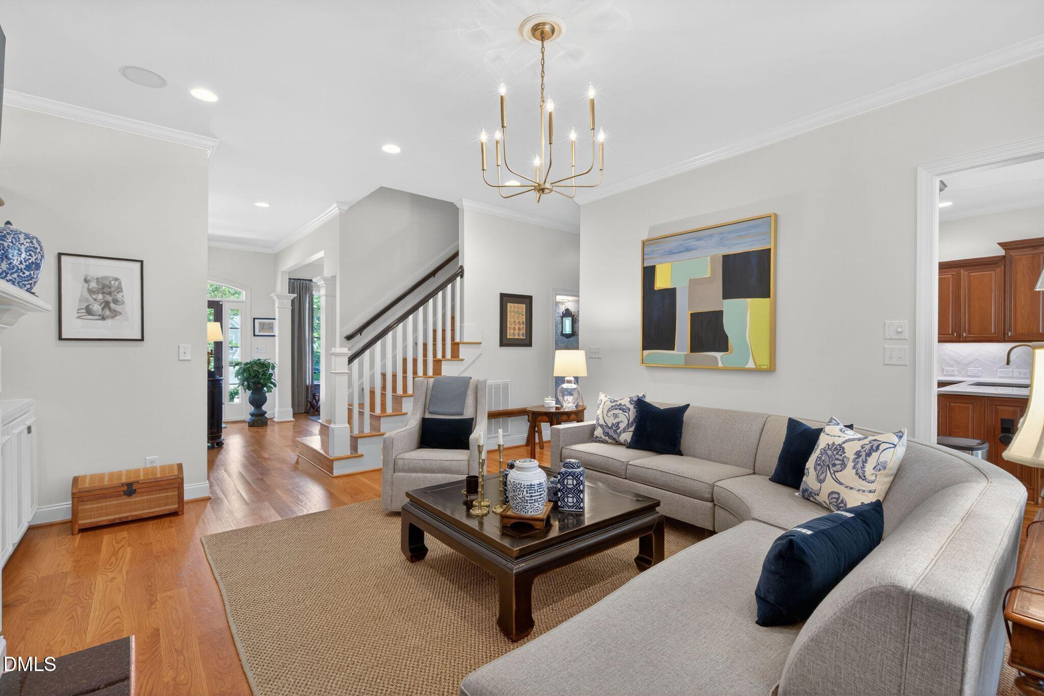 1716 Dunn Maple