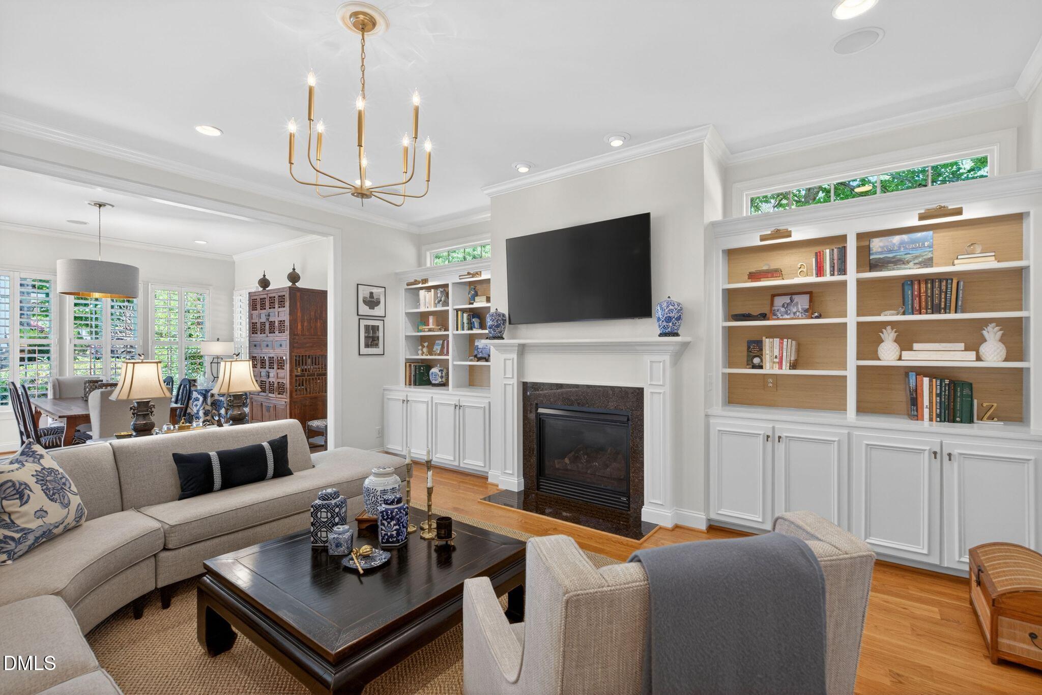 1716 Dunn Maple