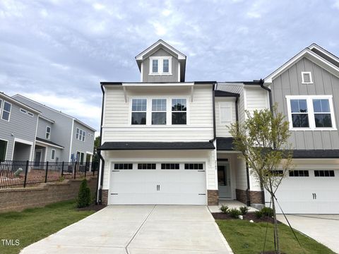 Townhouse in Durham NC 2109 Royal Amber Court.jpg
