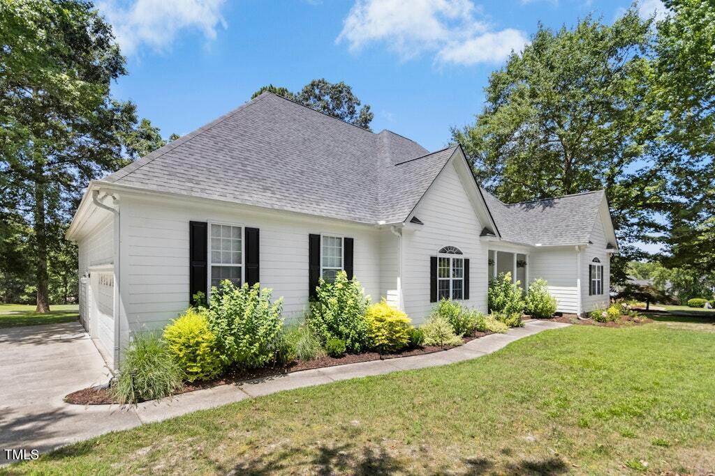 904 Parkridge Drive