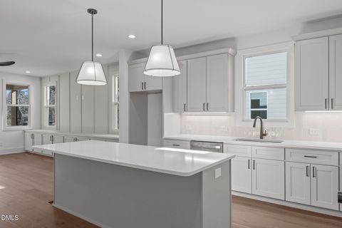 637 Conover Road B Durham NC 27703