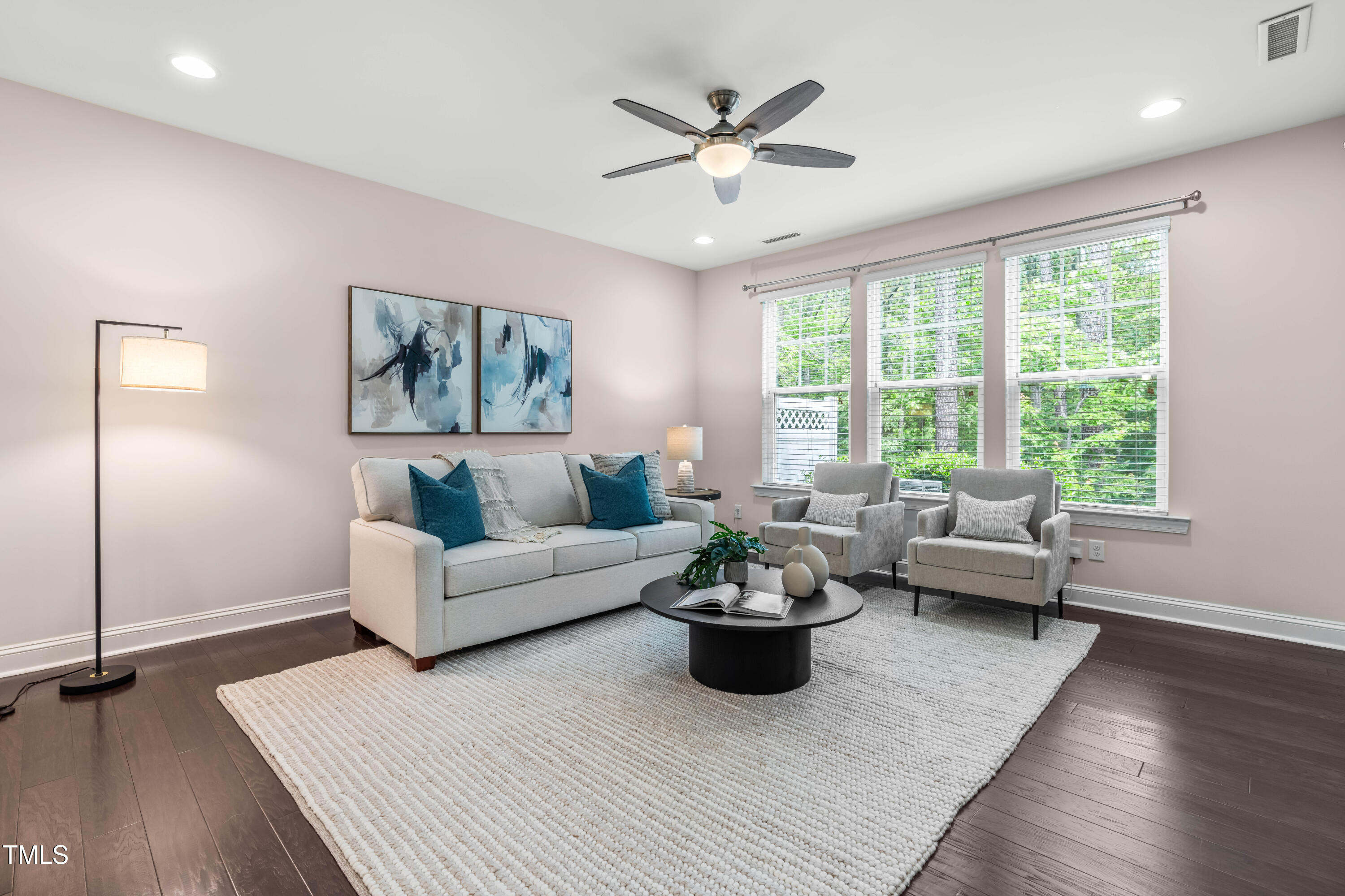 1049 Lakebrink Drive