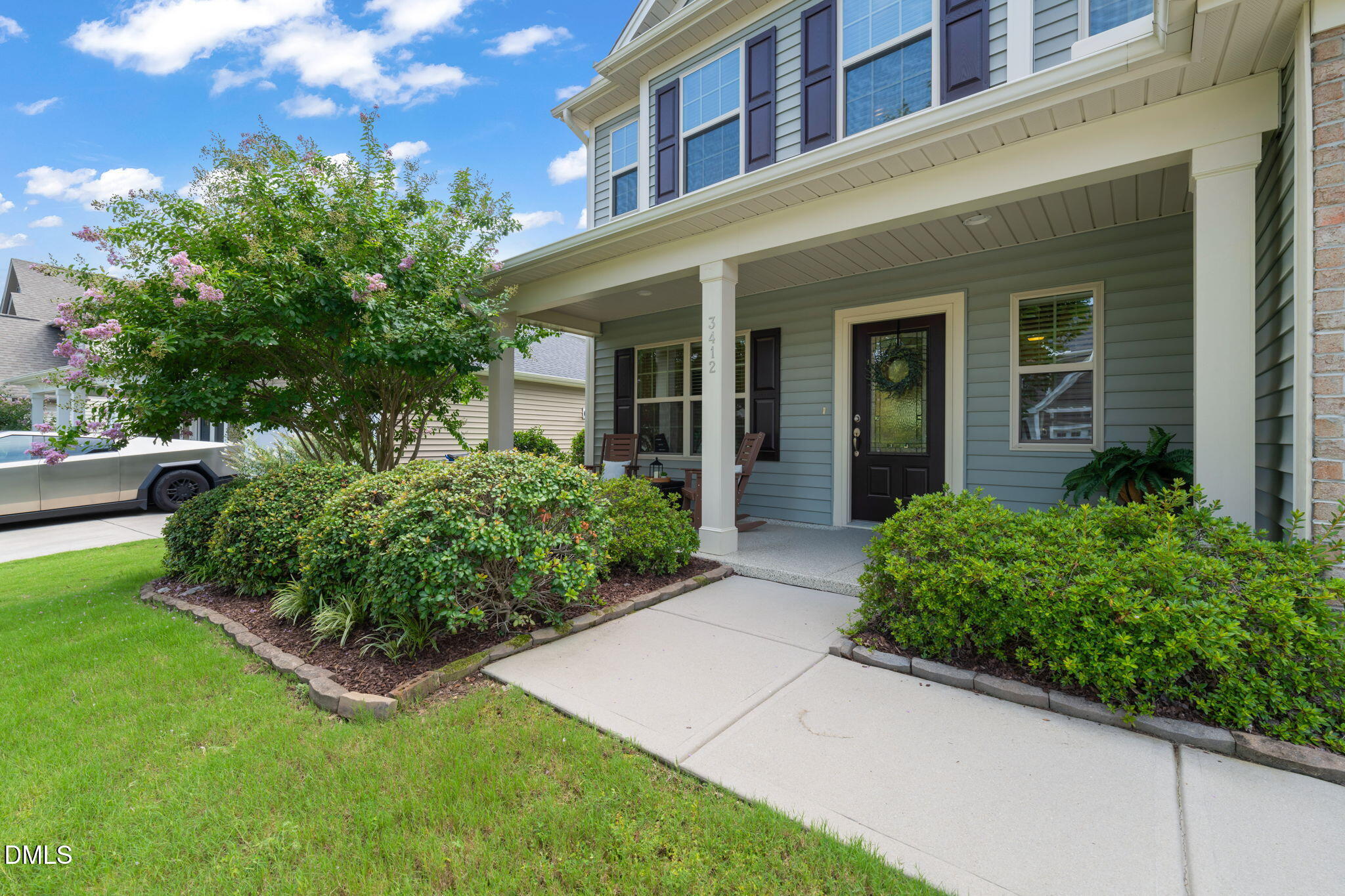 3412 S Beaver Lane