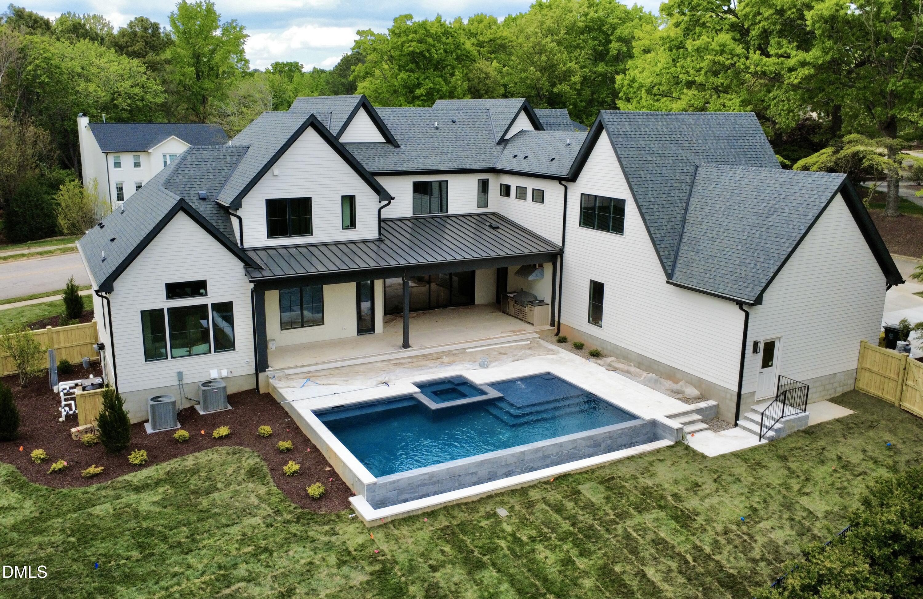 7917 S Bridgewater Court