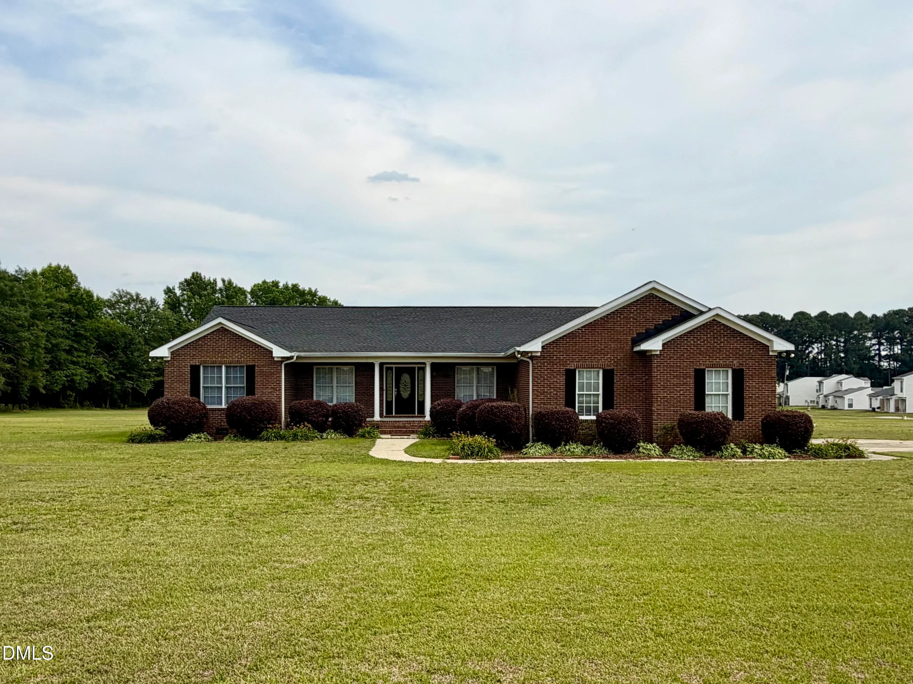 800 Carolina Drive