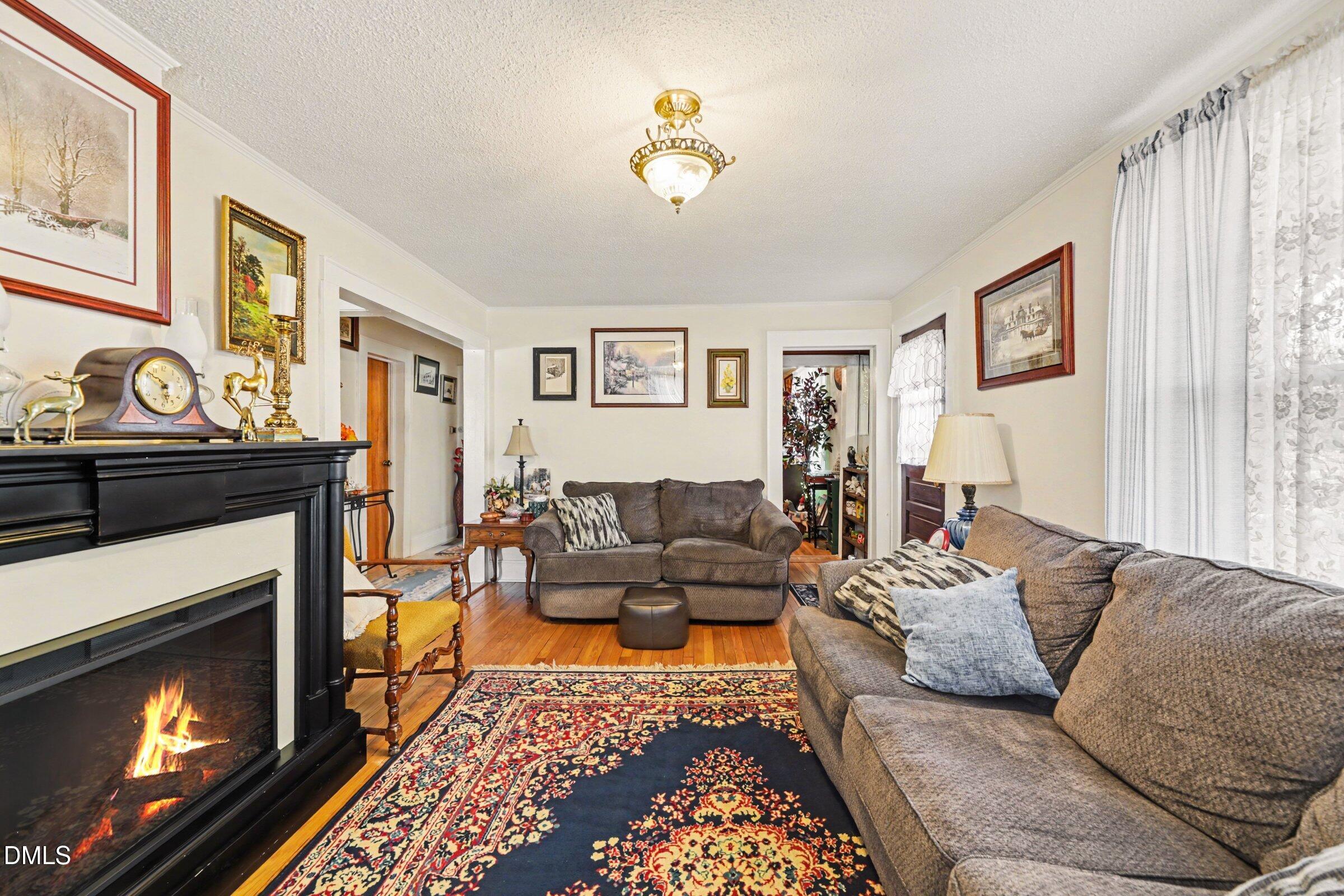 1729 S Scales Street