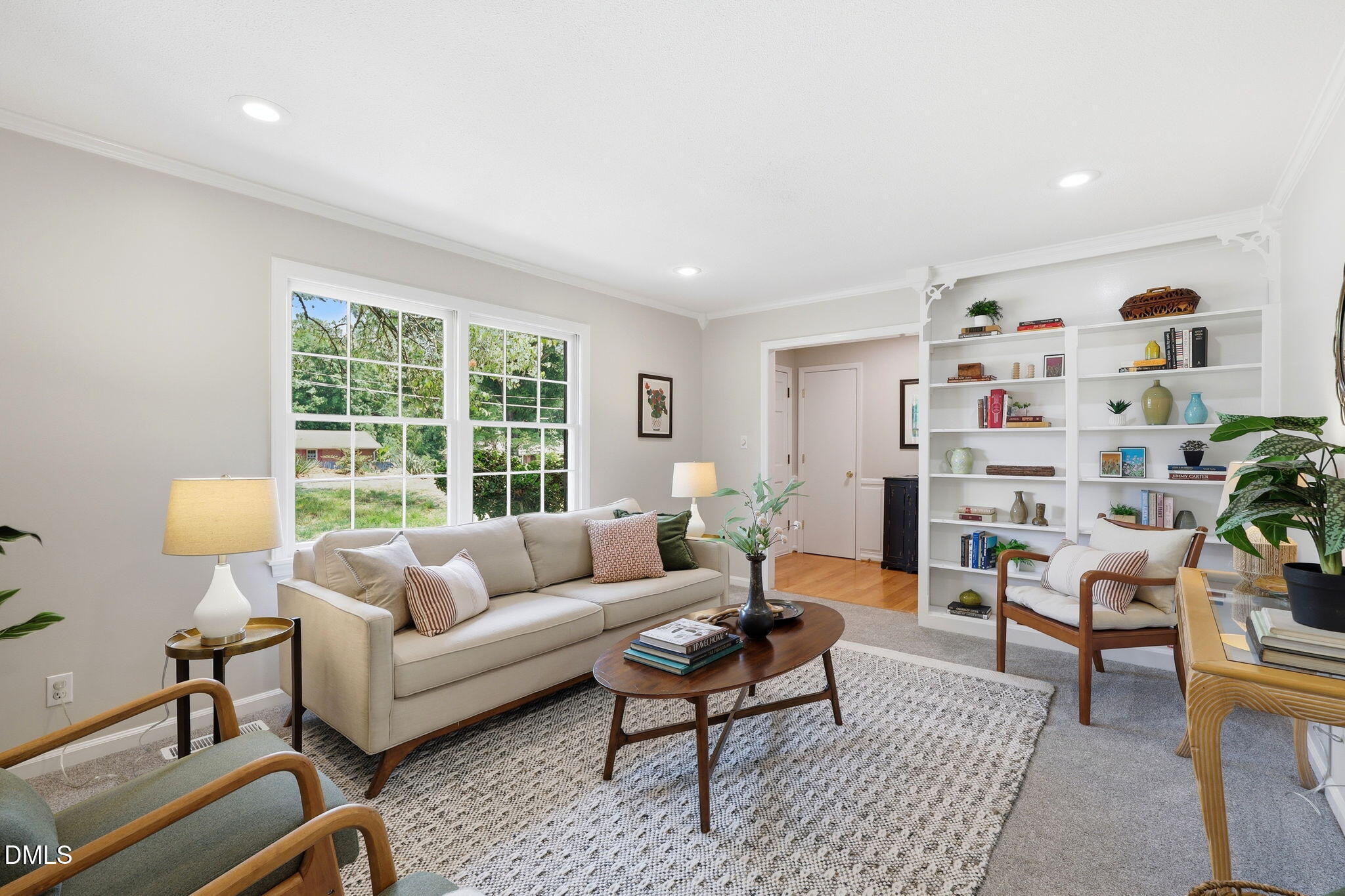 5825 Ridgeview Road