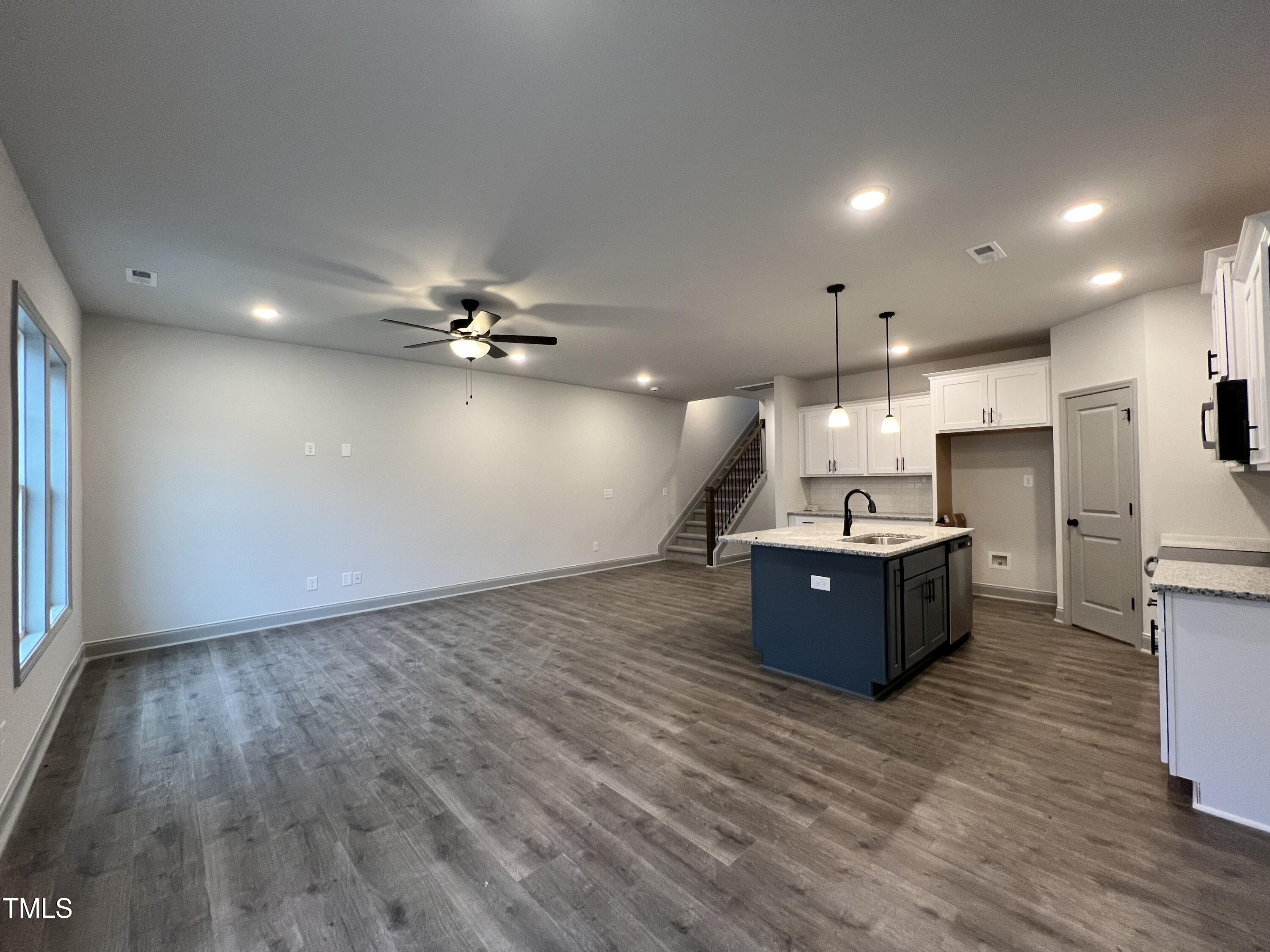 136 S Mistflower Street