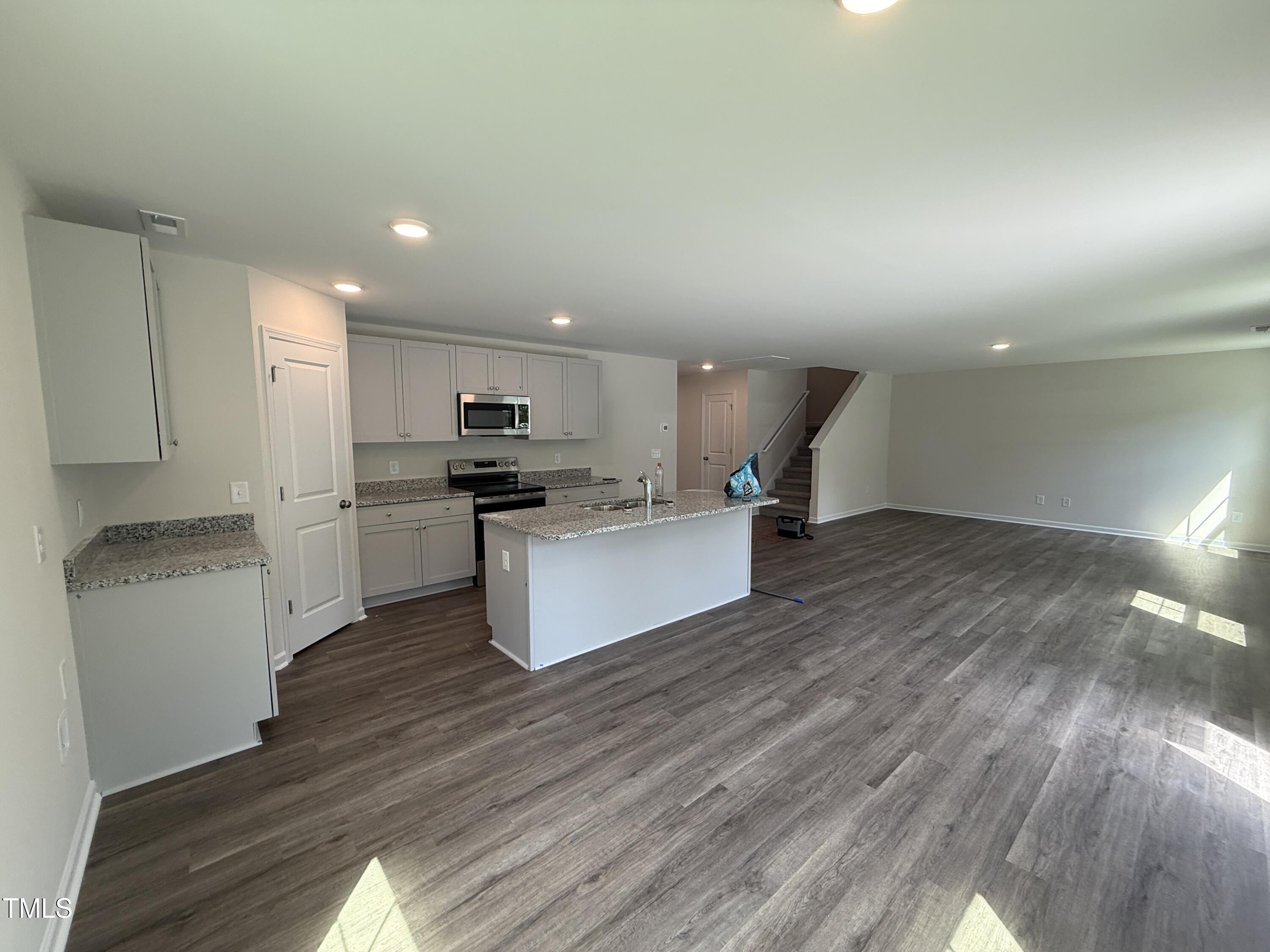 73 W Emily Gardens Drive