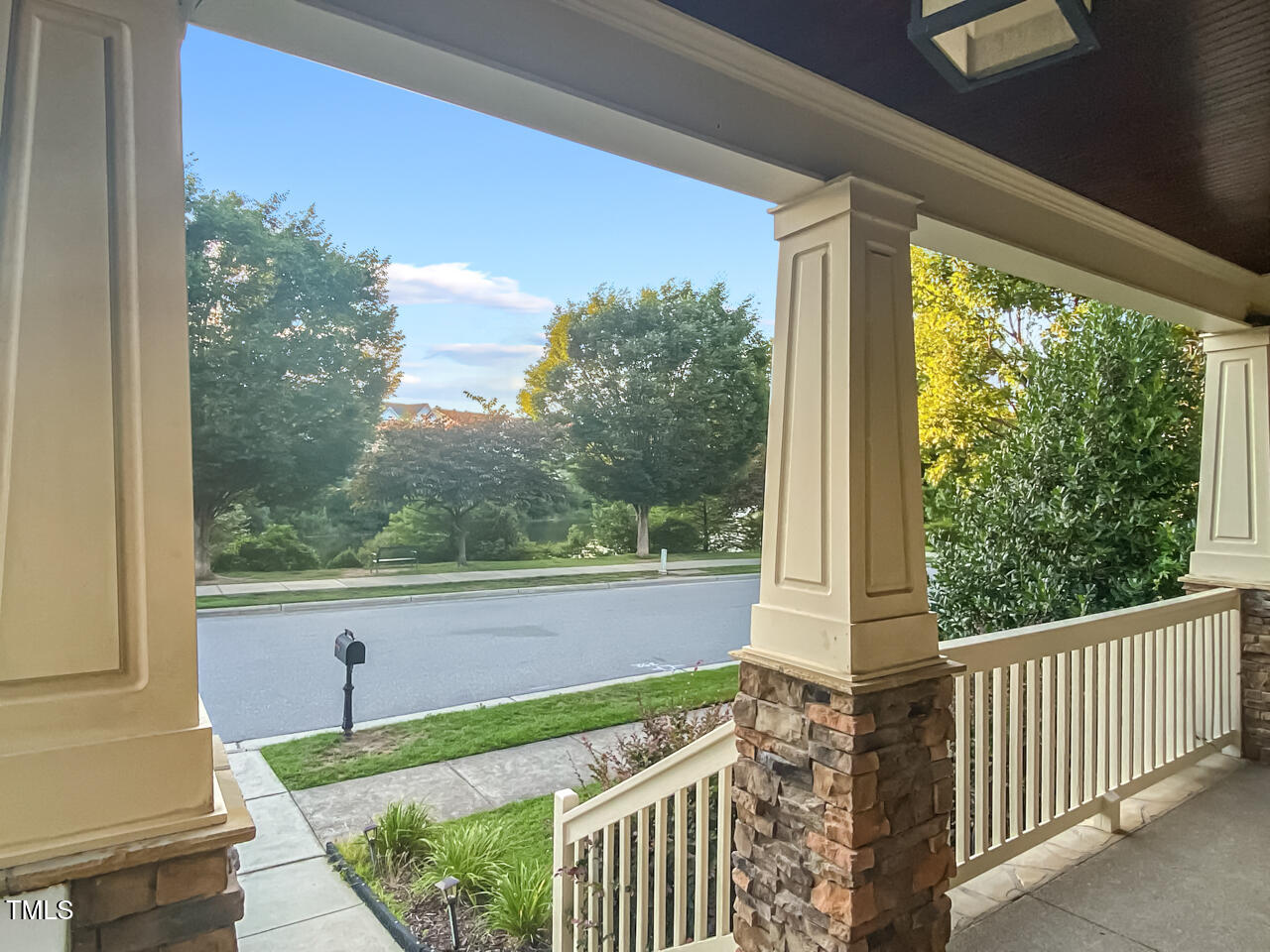 997 Windy Road