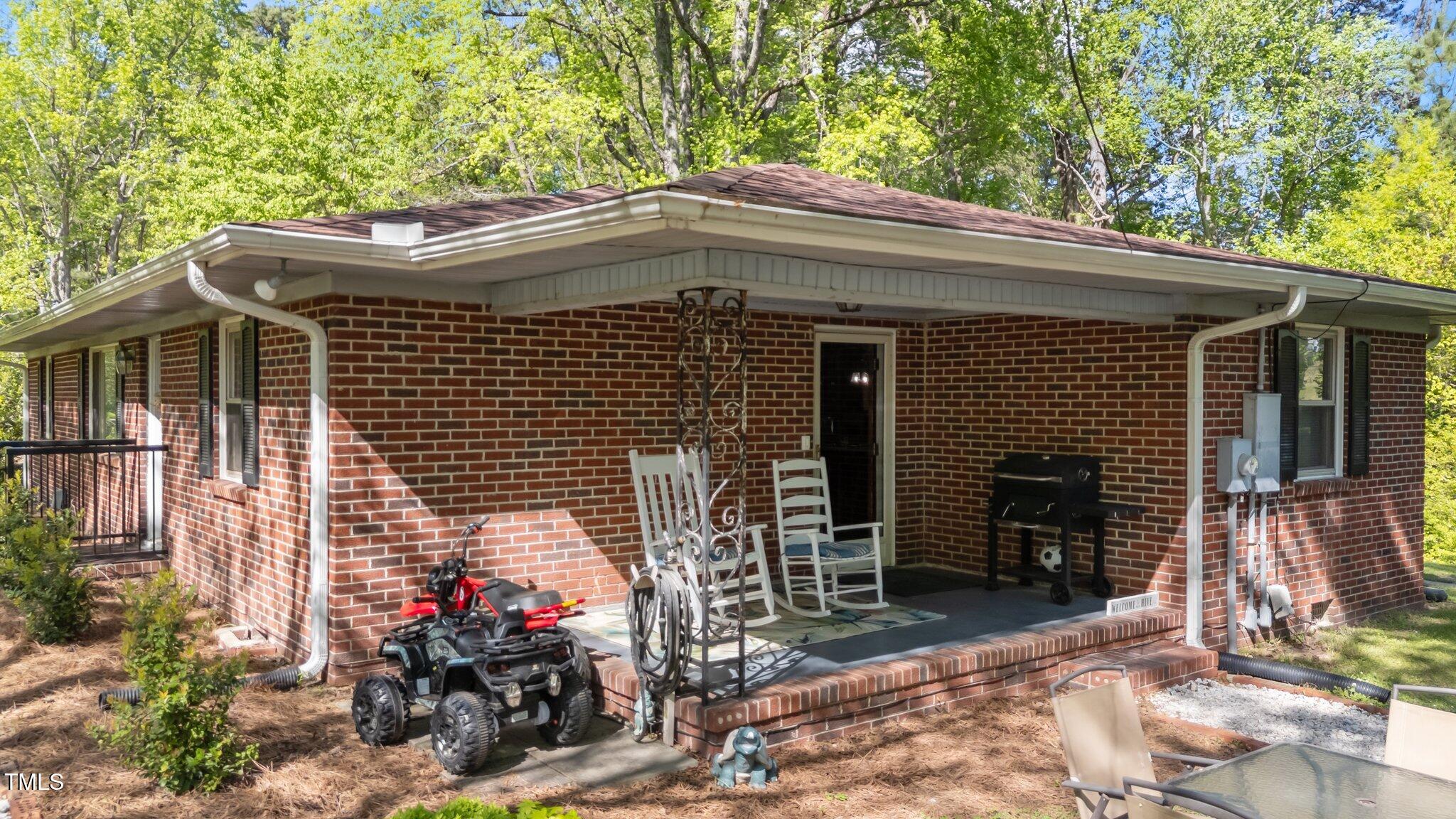 906 Circle Drive